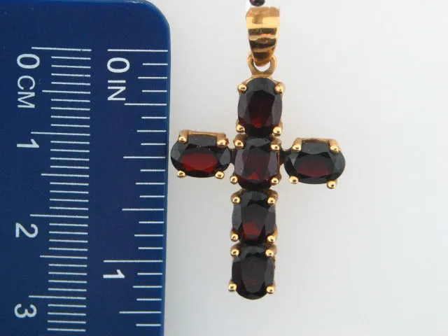 AS - 19.2K Portuguese Gold Cross With Stones