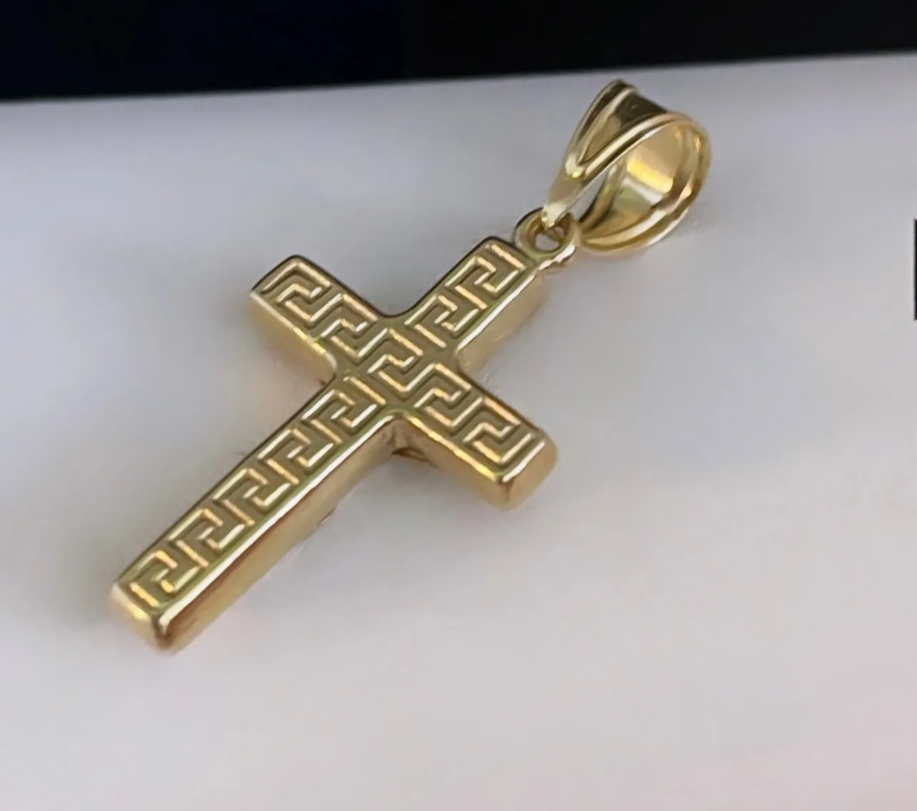 Cross pendant