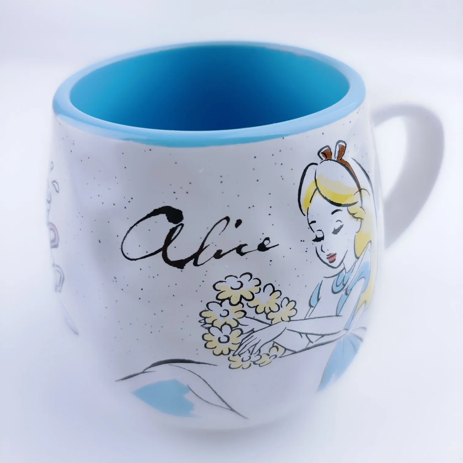 Disney Alice This Way To Wonderland Organic Ceramic Stoneware Light Blue Egg Mug 20 oz