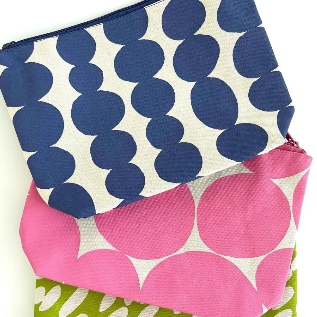 Extra Large Canvas Zipper Pouch: Abstract Dots