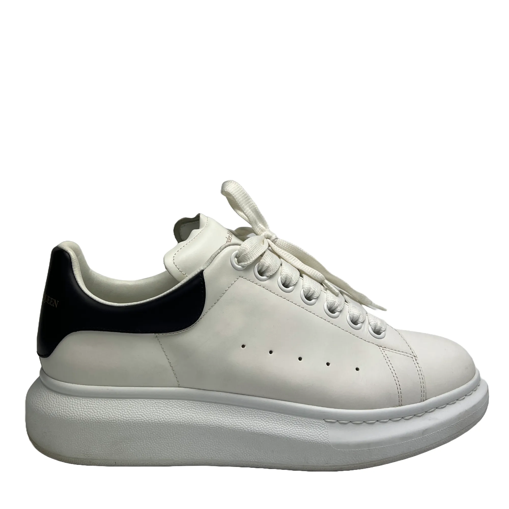 Men's Oversized Sneaker in White/Black